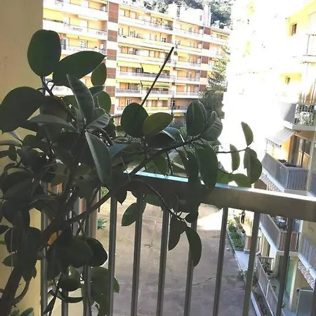 Lejlighed Santa Severina, Trilocale Comodo E Pratico Centro Citta Menton